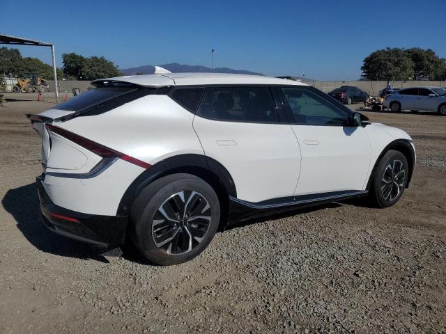 Photo 3 from auction – 2022 KIA EV6 LIGHT with VIN KNDC3DLC4N5032929