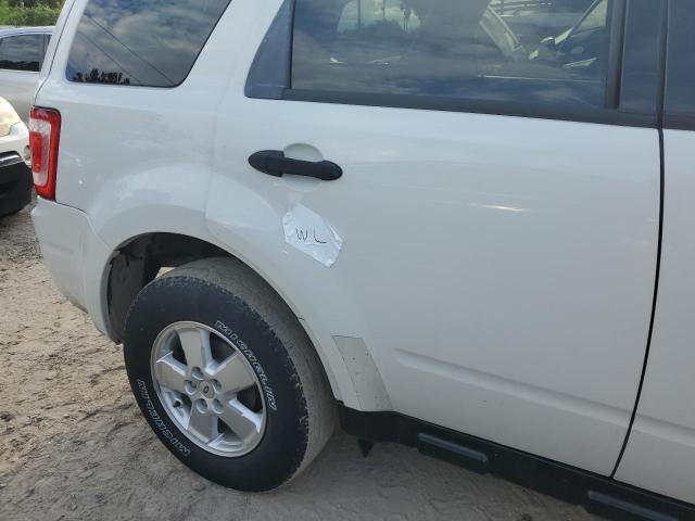 Photo 13 from auction – 2011 FORD ESCAPE XLT with VIN 1FMCU9D74BKB94760