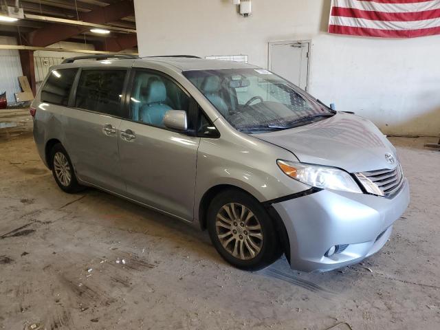 Photo 4 from auction – 2015 TOYOTA SIENNA XLE with VIN 5TDYK3DC2FS601676