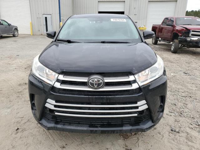 Photo 5 from auction – 2018 TOYOTA HIGHLANDER with VIN 5TDZARFH0JS033116