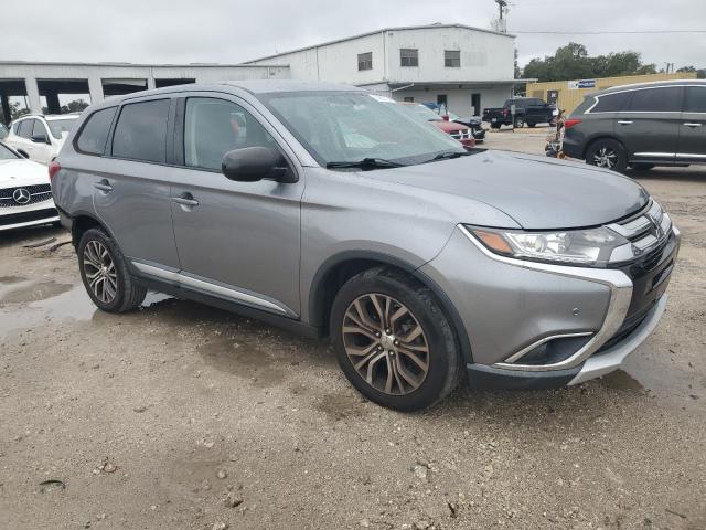 Photo 4 from auction – 2017 MITSUBISHI OUTLANDER with VIN JA4AD2A38HZ060381