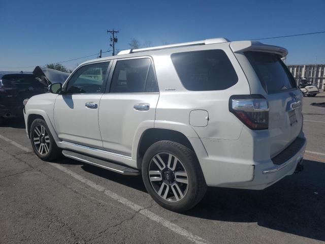 Photo 2 from auction – 2017 TOYOTA 4RUNNER SR with VIN JTEZU5JR4H5156543