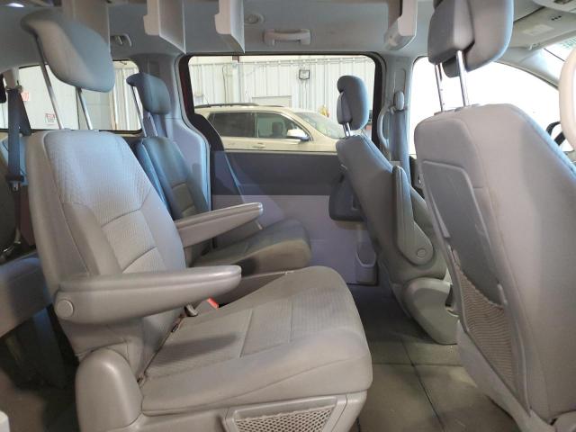 Photo 11 from auction – 2010 CHRYSLER TOWN&COUNT with VIN 2A4RR5D18AR492520