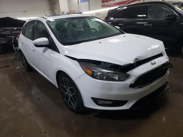 Снимка 4 от търг – 2017 FORD FOCUS SEL с VIN 1FADP3M26HL339307