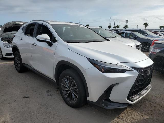 Photo 4 from auction – 2022 LEXUS NX 350 with VIN 2T2GGCEZ5NC013290