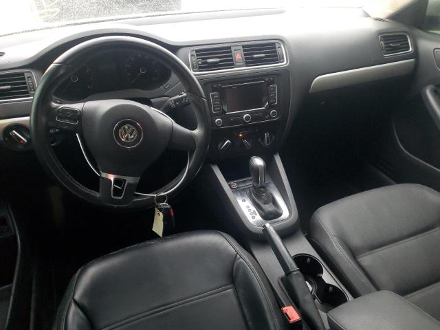 Photo 8 from auction – 2011 VOLKSWAGEN JETTA SEL with VIN 3VWLZ7AJ2BM365067