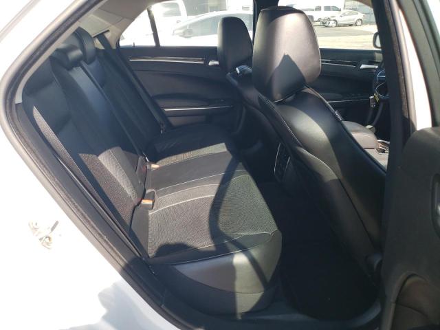 Photo 10 from auction – 2016 CHRYSLER 300C with VIN 2C3CCAEG9GH343058