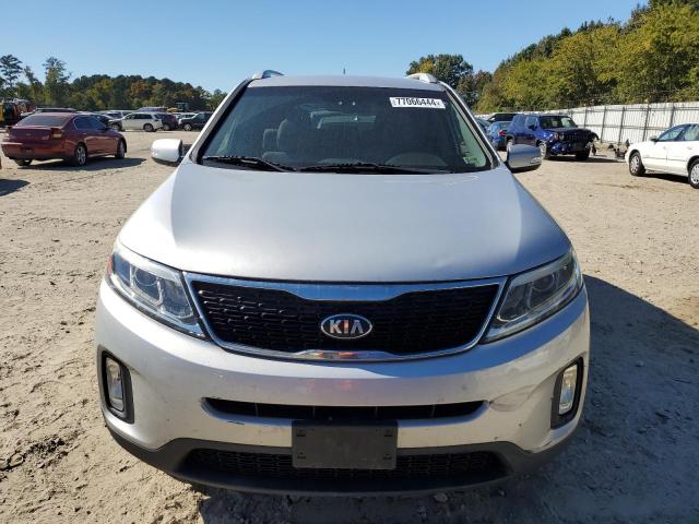 Photo 5 from auction – 2014 KIA SORENTO LX with VIN 5XYKTCA60EG521435