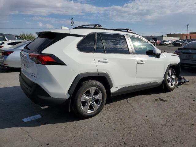 Photo 3 from auction – 2023 TOYOTA RAV4 XLE with VIN JTMRWRFV2PD205738