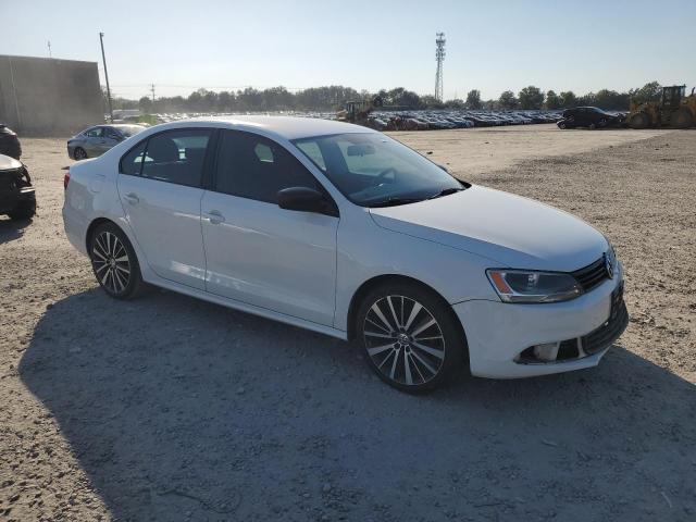 Photo 4 from auction – 2014 VOLKSWAGEN JETTA BASE with VIN 3VW2K7AJ2EM355627