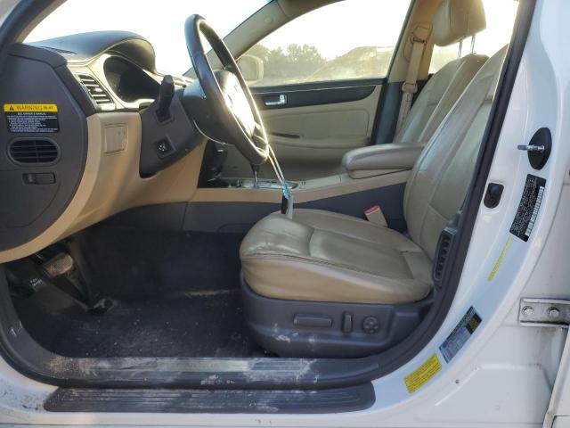 Photo 7 from auction – 2011 HYUNDAI GENESIS 3. with VIN KMHGC4DE2BU132185