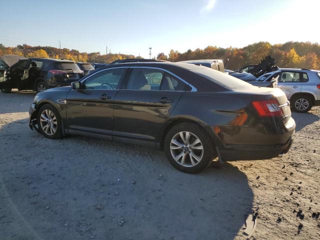 Photo 2 from auction – 2010 FORD TAURUS SEL with VIN 1FAHP2HW0AG107759