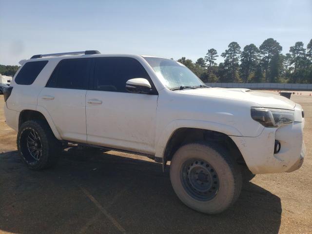 Photo 4 from auction – 2014 TOYOTA 4RUNNER SR with VIN JTEBU5JR6E5158419
