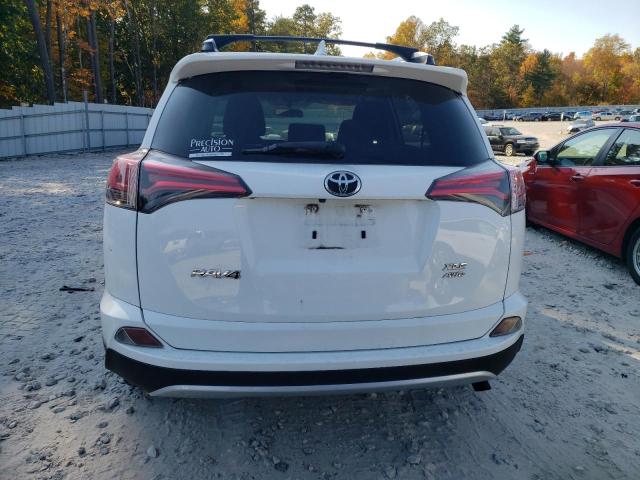 Photo 6 from auction – 2016 TOYOTA RAV4 XLE with VIN JTMRFREV9GD178362