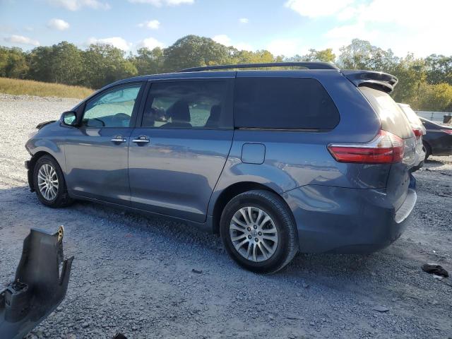 Photo 2 from auction – 2017 TOYOTA SIENNA XLE with VIN 5TDYZ3DC6HS789732