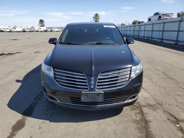 Photo 5 from auction – 2017 LINCOLN MKT with VIN 2LMHJ5NK2HBL01726