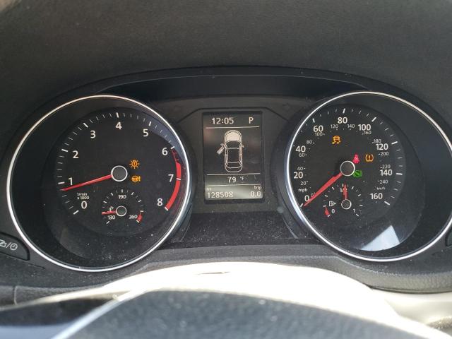Photo 9 from auction – 2017 VOLKSWAGEN PASSAT S with VIN 1VWAT7A31HC074466
