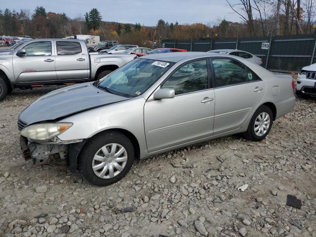 TOYOTA CAMRY LE 2005 with VIN 4T1BE32K45U422830 - Photo from auction