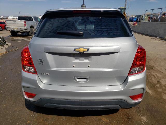 Photo 6 from auction – 2018 CHEVROLET TRAX LS with VIN 3GNCJKSB1JL297005