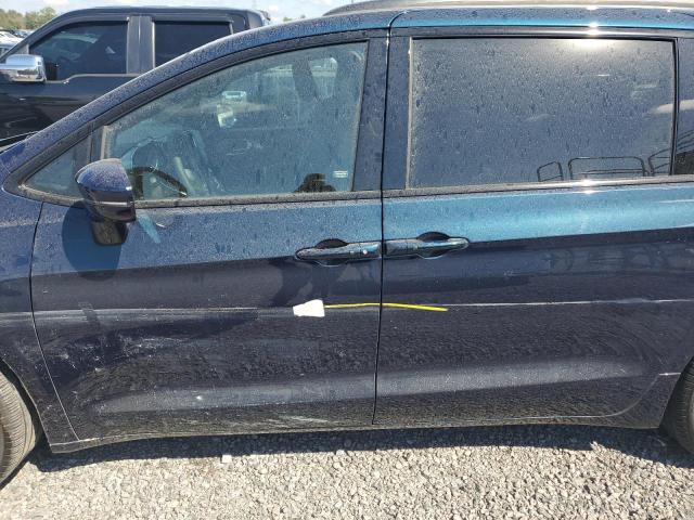 Photo 13 from auction – 2022 CHRYSLER PACIFICA L with VIN 2C4RC1GG5NR186820