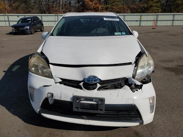 Photo 5 from auction – 2013 TOYOTA PRIUS with VIN JTDKN3DU4D1677691