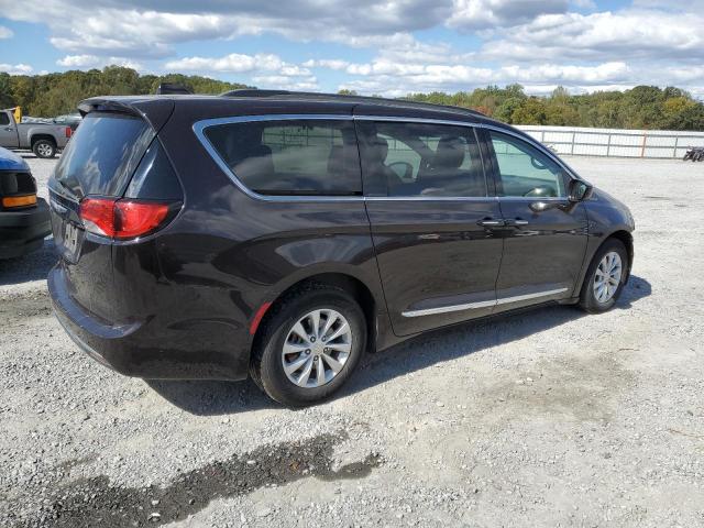 Photo 3 from auction – 2017 CHRYSLER PACIFICA T with VIN 2C4RC1BG1HR613857