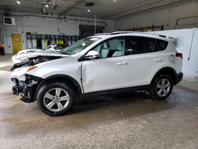 TOYOTA RAV4 XLE 2015 with VIN 2T3RFREV7FW268241 - Photo from auction