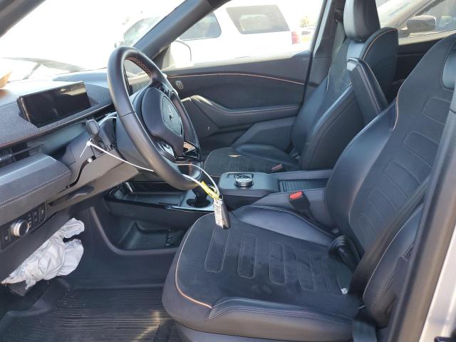 Photo 7 from auction – 2022 FORD MUSTANG MA with VIN 3FMTK4SE2NMA28549