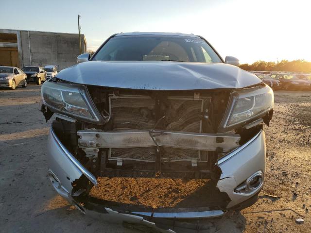 Photo 5 from auction – 2013 NISSAN PATHFINDER with VIN 5N1AR2MM9DC678068