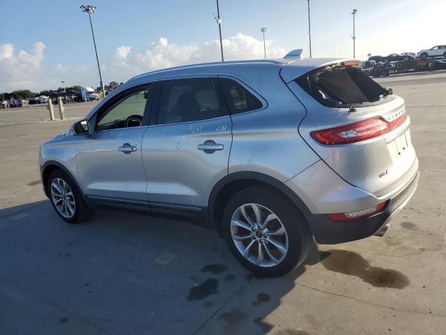 Photo 2 from auction – 2019 LINCOLN MKC SELECT with VIN 5LMCJ2C99KUL37366