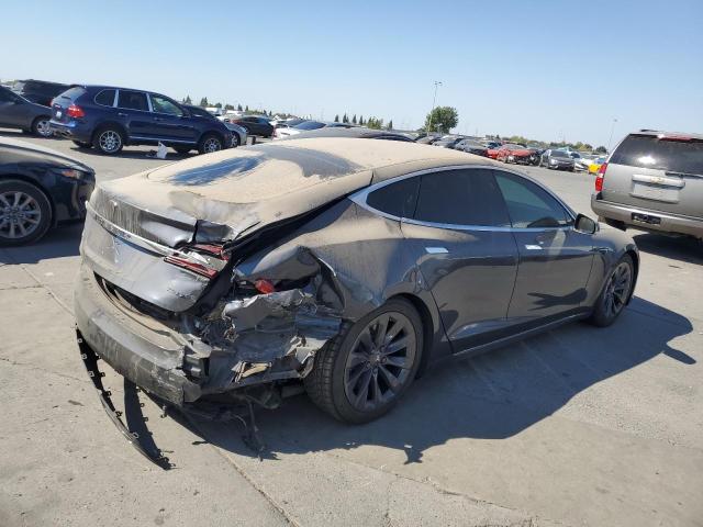Photo 3 from auction – 2017 TESLA MODEL S with VIN 5YJSA1E22HF228665