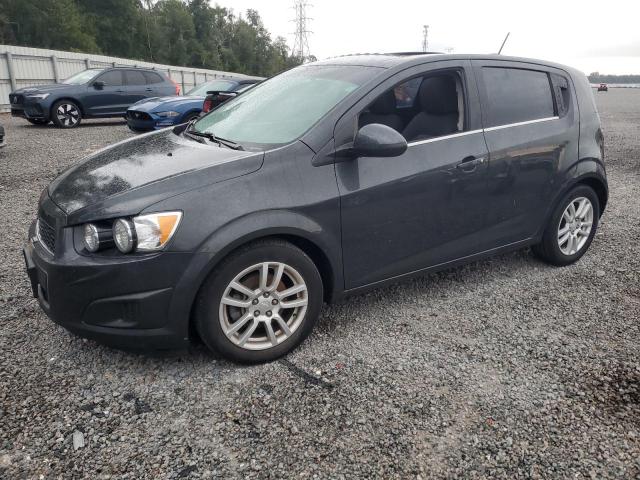 CHEVROLET SONIC LT 2015 con VIN 1G1JD6SB6F4200532 - Foto de la subasta