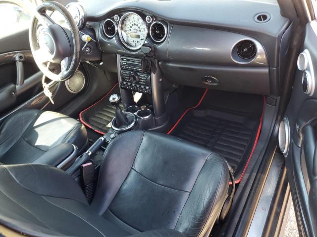 Photo 8 from auction – 2006 MINI COOPER S with VIN WMWRH33516TF86983