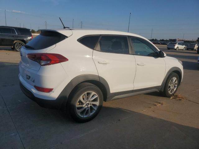Photo 3 from auction – 2016 HYUNDAI TUCSON SE with VIN KM8J23A47GU237374