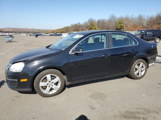 VOLKSWAGEN JETTA SE 2008 with VIN 3VWRZ71K68M185697 - Photo from auction