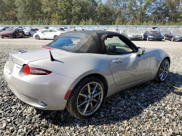 Photo 3 from auction – 2022 MAZDA MX-5 MIATA with VIN JM1NDAD70N0507950