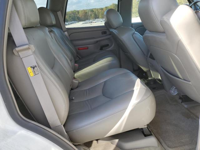 Photo 11 from auction – 2005 GMC YUKON with VIN 1GKEC13T15J230550