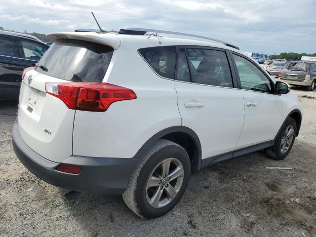 Photo 3 from auction – 2015 TOYOTA RAV4 XLE with VIN JTMWFREV7FD076138