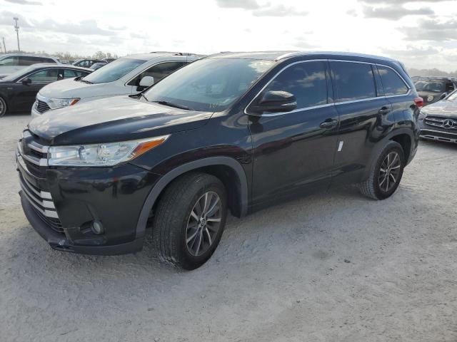 TOYOTA HIGHLANDER 2018 مع رقم تعريف المركبة 5TDKZRFH4JS263056 - صورة من المزاد
