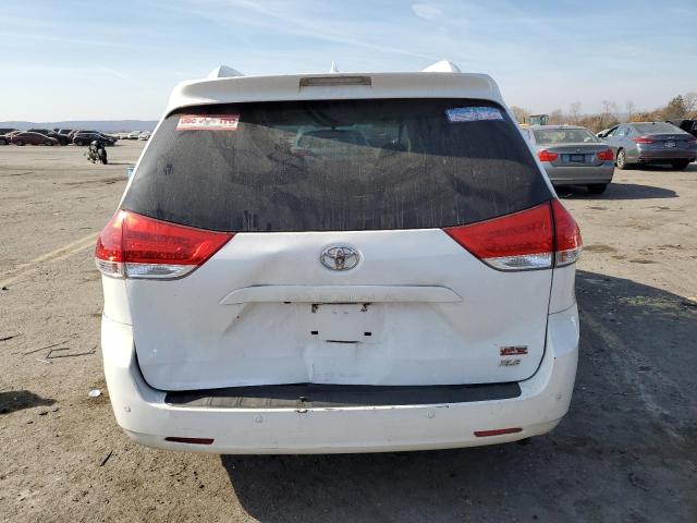 Photo 6 from auction – 2011 TOYOTA SIENNA XLE with VIN 5TDYK3DC2BS112432