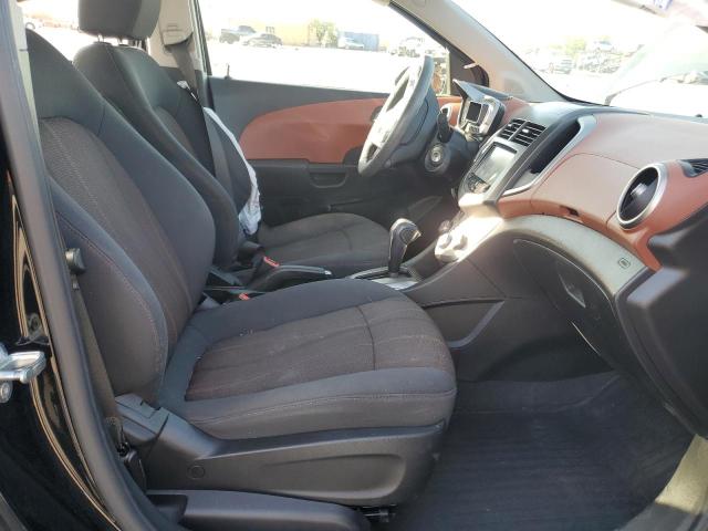 Photo 7 from auction – 2016 CHEVROLET SONIC LT with VIN 1G1JC5SH0G4113700