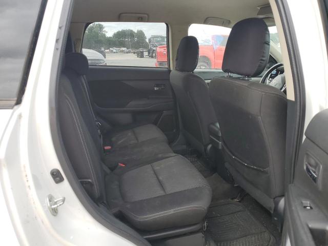 Photo 11 from auction – 2016 MITSUBISHI OUTLANDER with VIN JA4AD2A39GZ030563