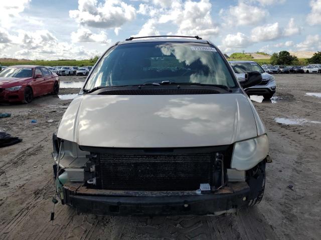 Photo 5 from auction – 2005 CHRYSLER TOWN & COU with VIN 2C8GP54L65R502230