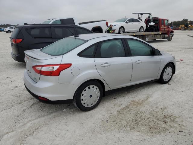 Photo 3 from auction – 2013 FORD FOCUS SE with VIN 1FADP3F24DL131563