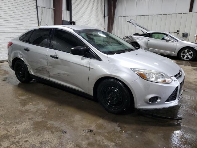 Photo 4 from auction – 2014 FORD FOCUS S with VIN 1FADP3E24EL443532