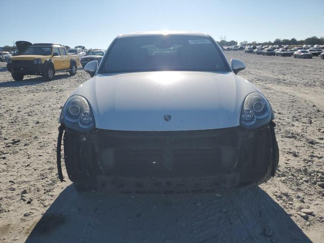 Photo 5 from auction – 2016 PORSCHE CAYENNE with VIN WP1AA2A20GLA01427
