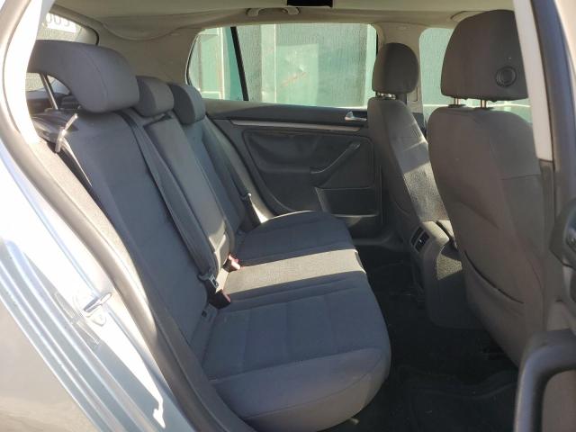Photo 10 from auction – 2006 VOLKSWAGEN RABBIT with VIN WVWDR71K96W170735