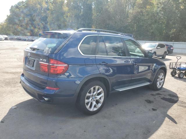 Photo 3 from auction – 2013 BMW X5 XDRIVE3 with VIN 5UXZV4C5XD0B19155