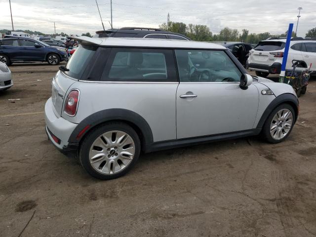 Photo 3 from auction – 2010 MINI COOPER S with VIN WMWMF7C52ATZ34416