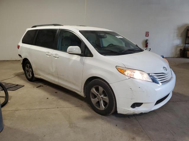 Photo 4 from auction – 2015 TOYOTA SIENNA LE with VIN 5TDKK3DC9FS574692